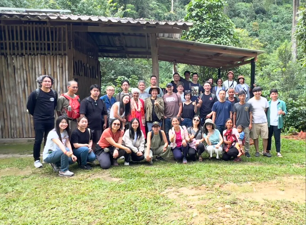 Работники Phupha's Estate